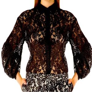 Catherine Malandrino Black Lace Snap-Front Top
Size - Gently Worn